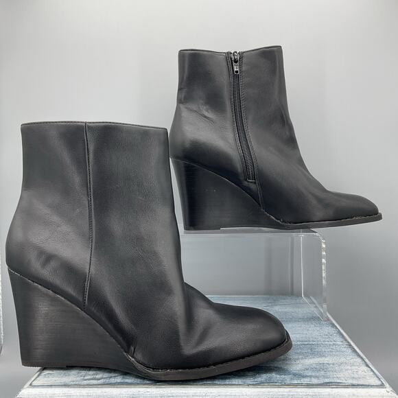 NEW Dolce Vita Women’s Rupart Wedge Heel Booties Black Size 9 - Picture 1 of 10